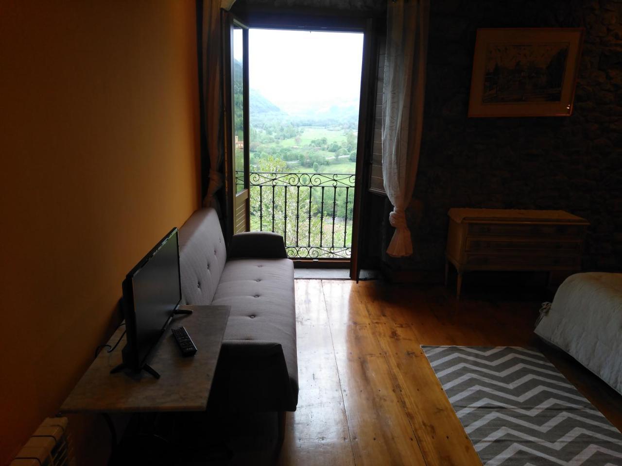 Agroturismo La Casona De Belmonte Овиньяна Экстерьер фото